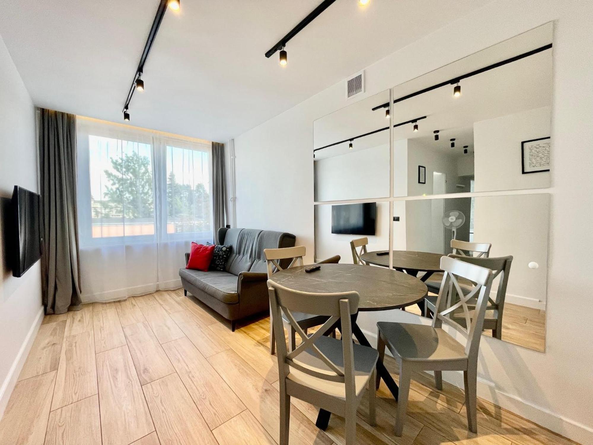 Nice To Host You - Old Town Apartment وارسو المظهر الخارجي الصورة
